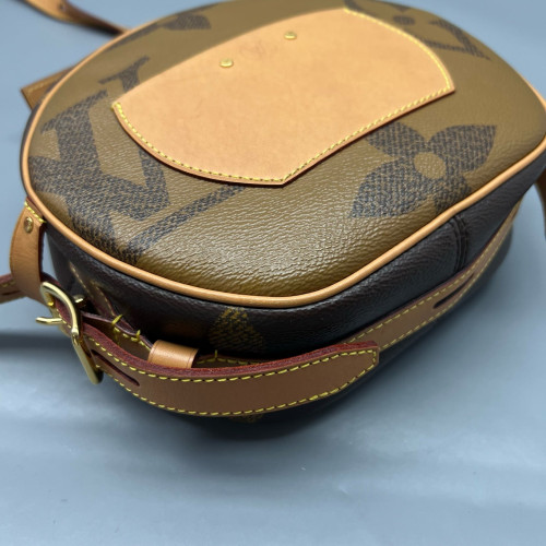 Louis Vuitton Boite Chapeau Souple MM Reverse Monogram Giant Brown