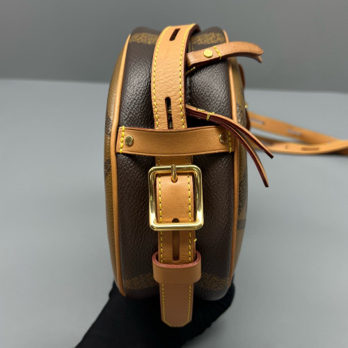 Louis Vuitton Boite Chapeau Souple MM Reverse Monogram Giant Brown