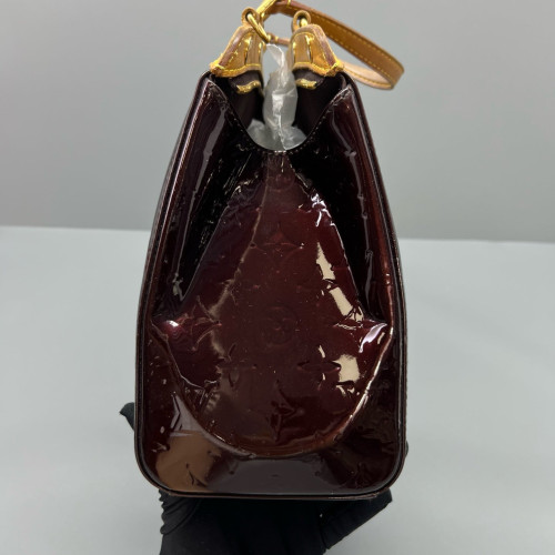 Louis Vuitton Brea MM Vernis Amarante