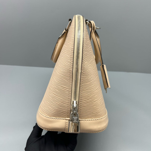 Louis Vuitton Alma PM Epi Nude Pink