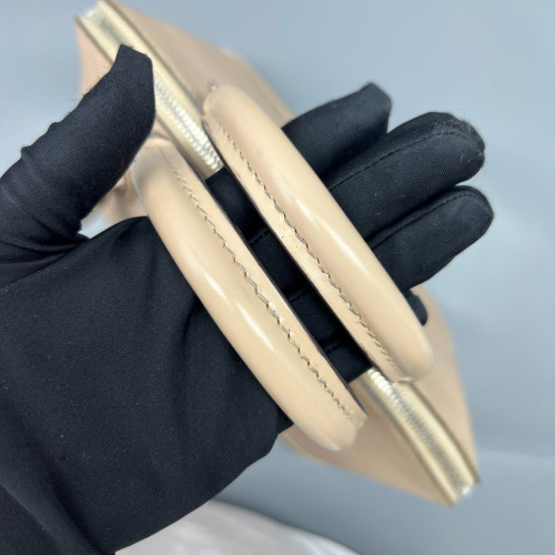 Louis Vuitton Alma PM Epi Nude Pink