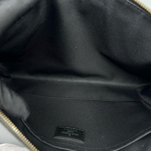 Louis Vuitton Discovery Pochette Monogram Eclipse Black