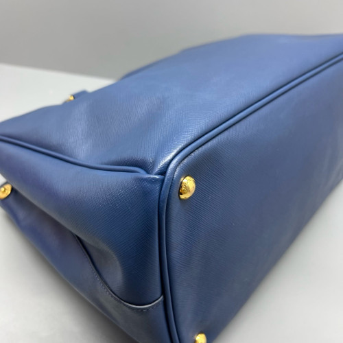 Prada Large Galleria Double Zip Tote Saffiano Calfskin Blue Prada Large Galleria Double Zip Tote Saffiano Calfskin Blue