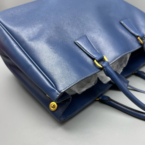 Prada Large Galleria Double Zip Tote Saffiano Calfskin Blue Prada Large Galleria Double Zip Tote Saffiano Calfskin Blue
