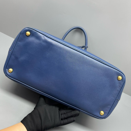 Prada Large Galleria Double Zip Tote Saffiano Calfskin Blue Prada Large Galleria Double Zip Tote Saffiano Calfskin Blue