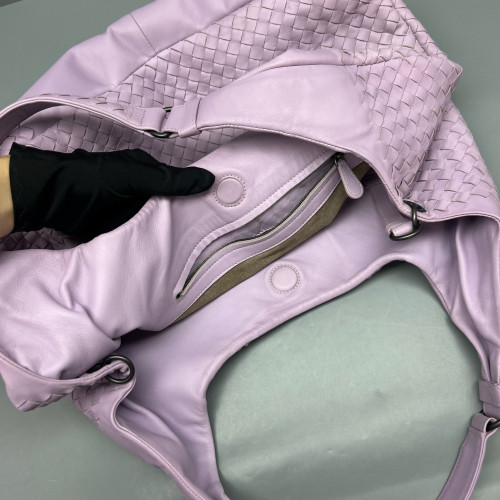 Bottega Veneta Medium Campana Hobo Calfskin Intrecciato Lilac Mauve