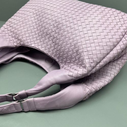 Bottega Veneta Medium Campana Hobo Calfskin Intrecciato Lilac Mauve