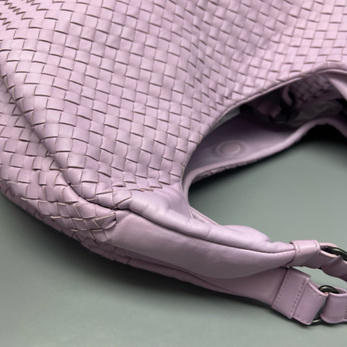Bottega Veneta Medium Campana Hobo Calfskin Intrecciato Lilac Mauve