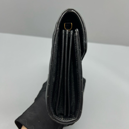 Gucci Chevron GG Marmont Chain Wallet Calfskin Black