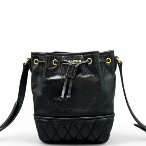 Miu Miu Bucket Pull Up Leather Black