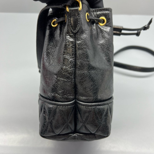 Miu Miu Bucket Pull Up Leather Black