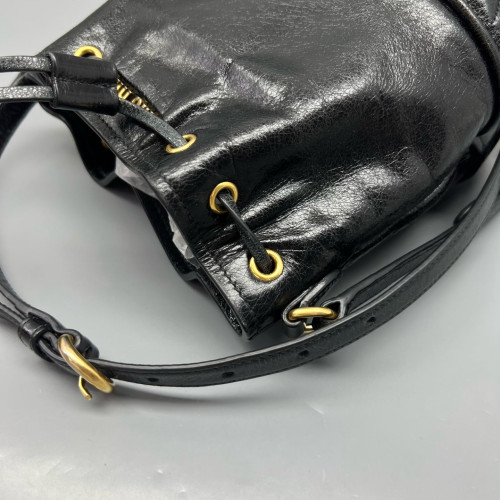 Miu Miu Bucket Pull Up Leather Black