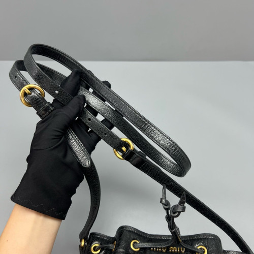 Miu Miu Bucket Pull Up Leather Black