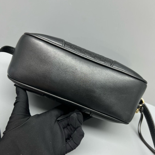 Gucci Messenger Microguccissima Black