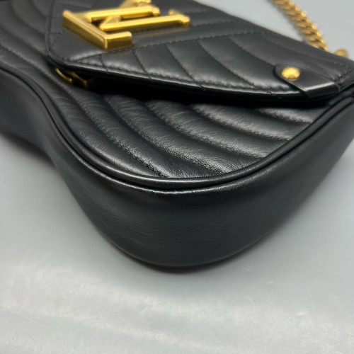 Louis Vuitton New Wave Chain Bag PM Calfskin Black