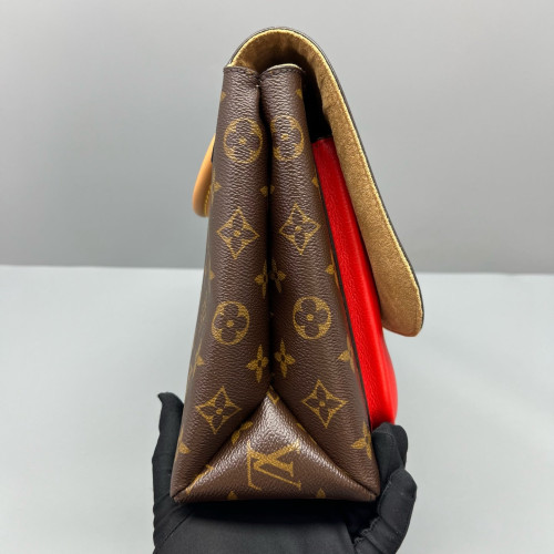 Louis Vuitton Locky BB Monogram Brown
