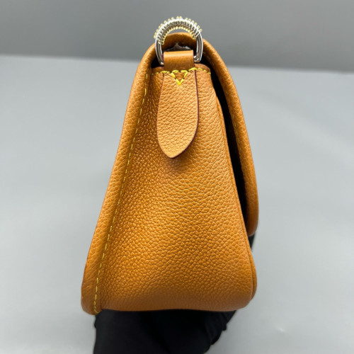 Louis Vuitton Buci Shoulder Bag Epi Tan