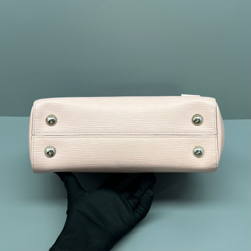 Louis Vuitton Cluny Bb Epi Pink