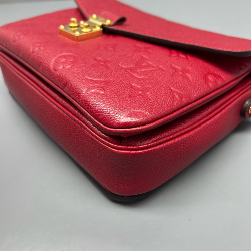 Louis Vuitton Pochette Metis Monogram Empreinte Red
