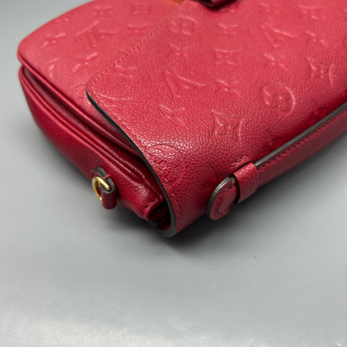 Louis Vuitton Pochette Metis Monogram Empreinte Red