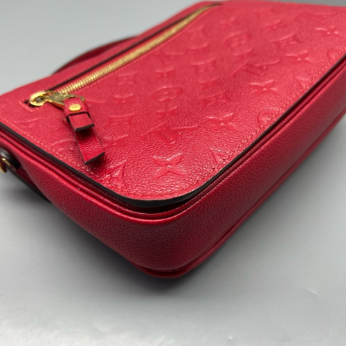 Louis Vuitton Pochette Metis Monogram Empreinte Red