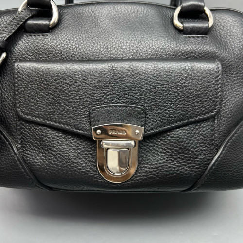 Prada Boston Bag Cuir Black