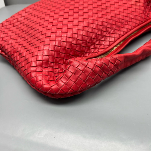Bottega Veneta Large Veneta Hobo Lambskin Red