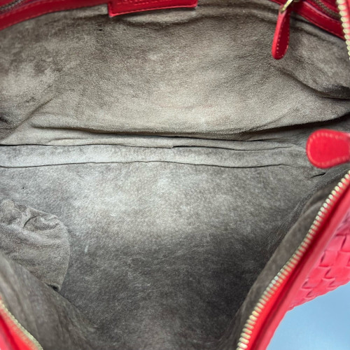 Bottega Veneta Large Veneta Hobo Lambskin Red