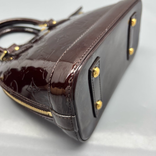 Louis Vuitton Alma BB Vernis Amarante