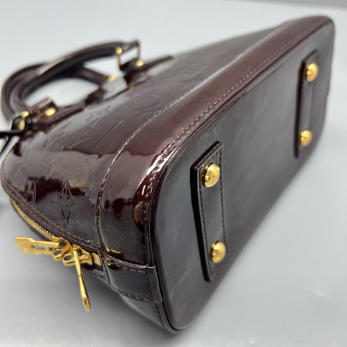 Louis Vuitton Alma BB Vernis Amarante