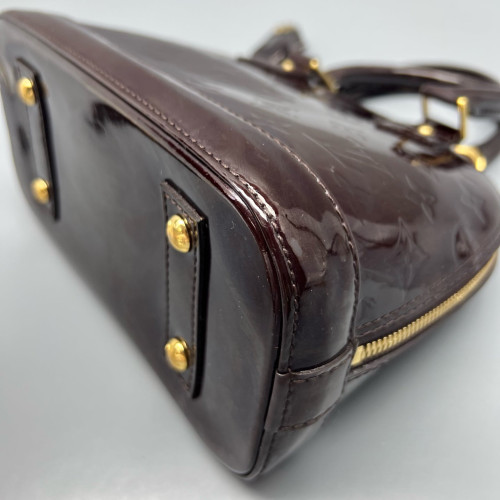 Louis Vuitton Alma BB Vernis Amarante