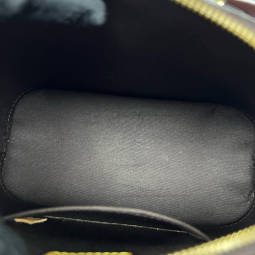 Louis Vuitton Alma BB Vernis Amarante