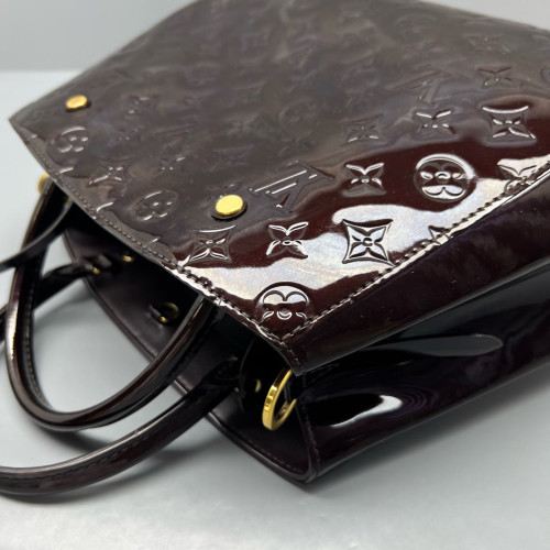 Louis Vuitton Montaigne MM Vernis Amarante