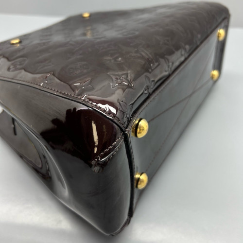 Louis Vuitton Montaigne MM Vernis Amarante