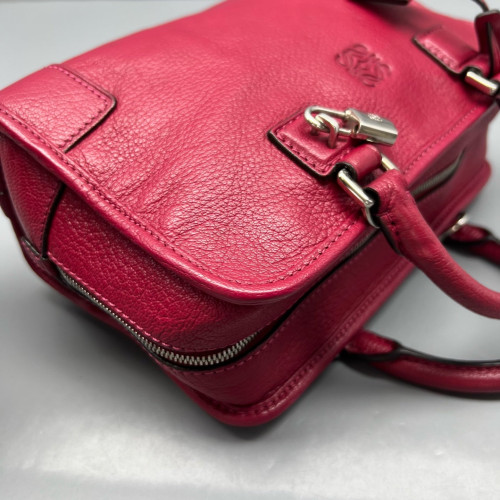 Loewe Amazona 23 Calfskin Fuchsia
