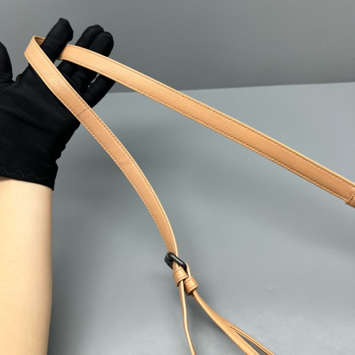 Bottega Veneta Crossbody Bag Lambskin Intrecciato Nappa Light Tan