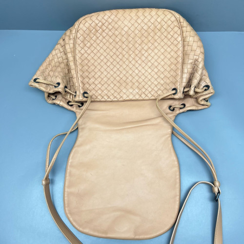 Bottega Veneta Crossbody Bag Lambskin Intrecciato Nappa Light Tan