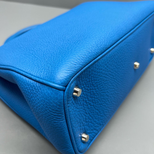 Dior Medium Diorissimo Tote Grained Calfskin Blue Red Dior Medium Diorissimo Tote Grained Calfskin Blue Red