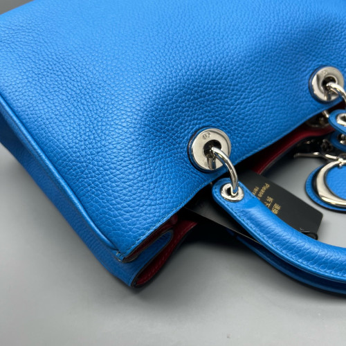 Dior Medium Diorissimo Tote Grained Calfskin Blue Red Dior Medium Diorissimo Tote Grained Calfskin Blue Red