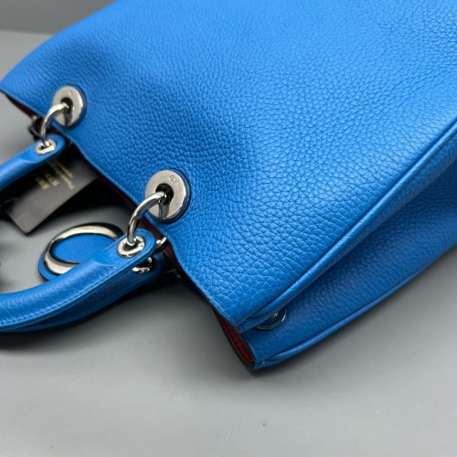 Dior Medium Diorissimo Tote Grained Calfskin Blue Red Dior Medium Diorissimo Tote Grained Calfskin Blue Red