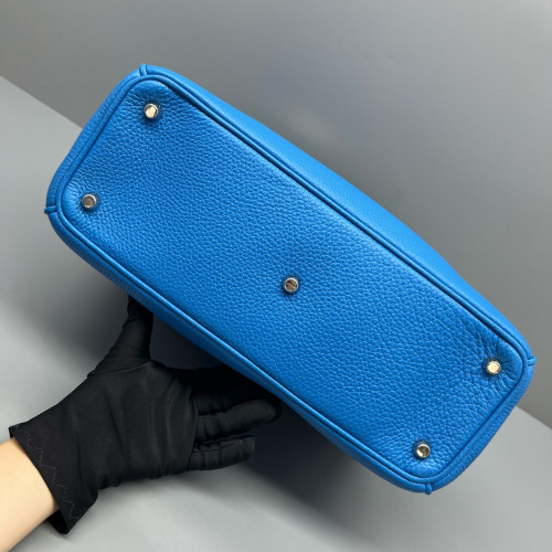 Dior Medium Diorissimo Tote Grained Calfskin Blue Red Dior Medium Diorissimo Tote Grained Calfskin Blue Red