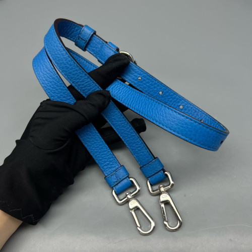 Dior Medium Diorissimo Tote Grained Calfskin Blue Red Dior Medium Diorissimo Tote Grained Calfskin Blue Red