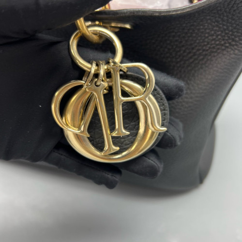 Dior Medium Diorissimo Tote Grained Calfskin Black Magenta
