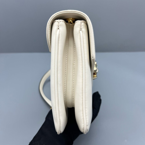 Gucci Small Zumi Shoulder Bag Calfskin White