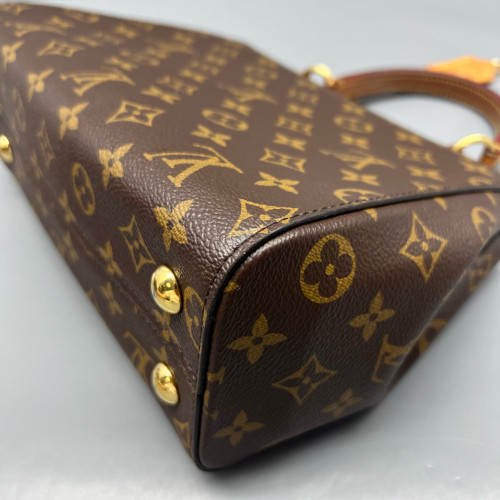 Louis Vuitton Cluny Bb Monogram Brown