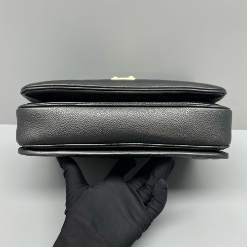 Louis Vuitton Pochette Metis Monogram Empreinte Black
