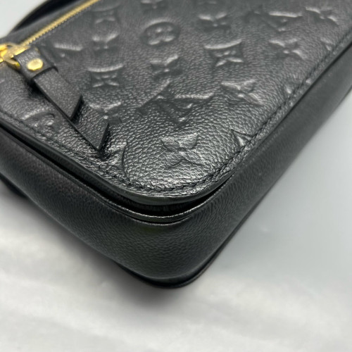 Louis Vuitton Pochette Metis Monogram Empreinte Black