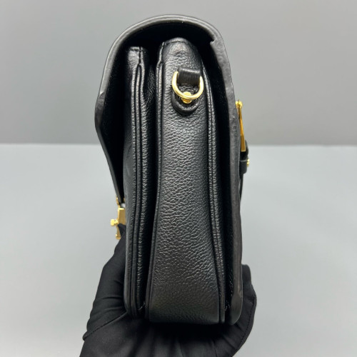 Louis Vuitton Pochette Metis Monogram Empreinte Black