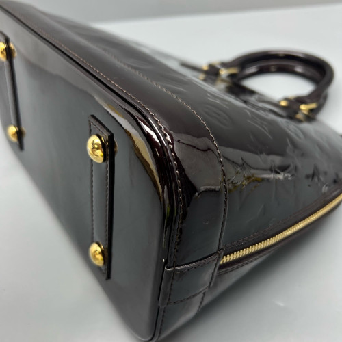 Louis Vuitton Alma PM Vernis Amarante