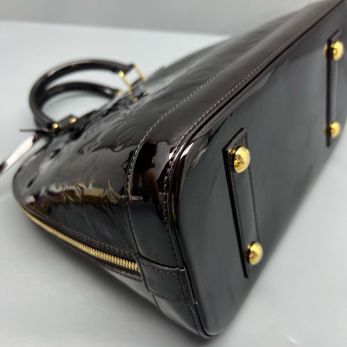 Louis Vuitton Alma PM Vernis Amarante